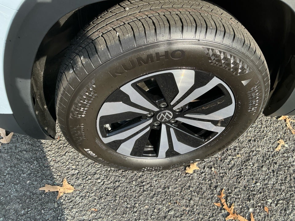 2026 Volkswagen Atlas Cross Sport 2.0T SE