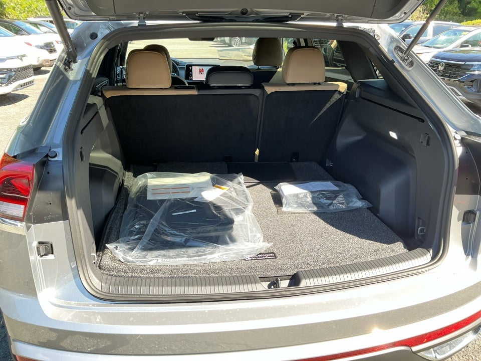 2026 Volkswagen Atlas Cross Sport 2.0T SE