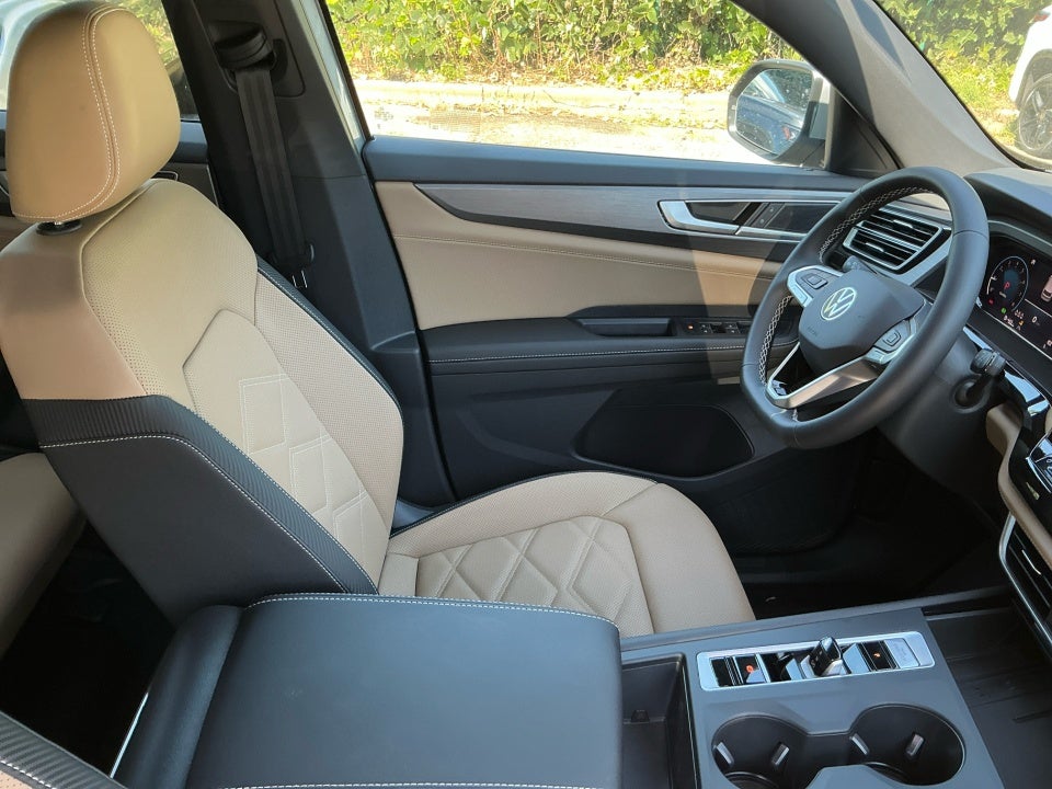 2026 Volkswagen Atlas Cross Sport 2.0T SE