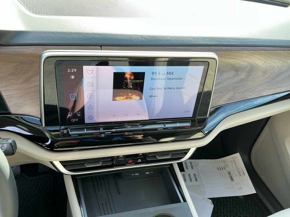 2026 Volkswagen Atlas SE