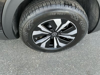 2026 Volkswagen Atlas SE