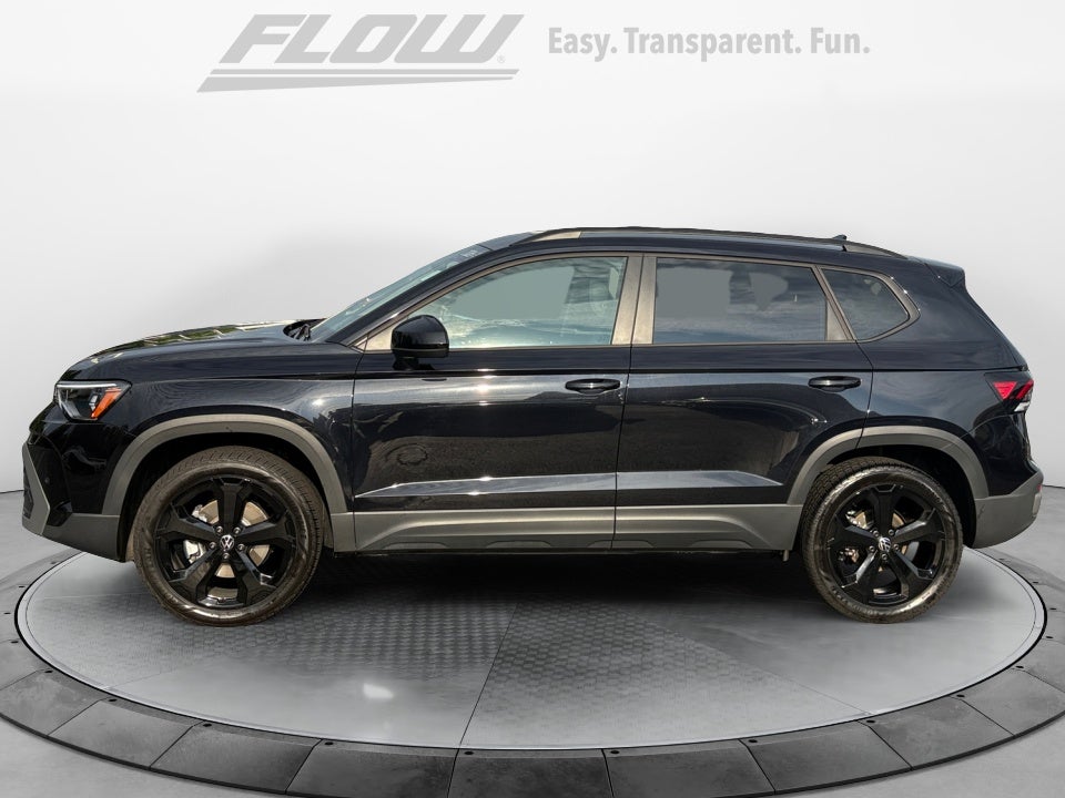 2026 Volkswagen Taos SE Black