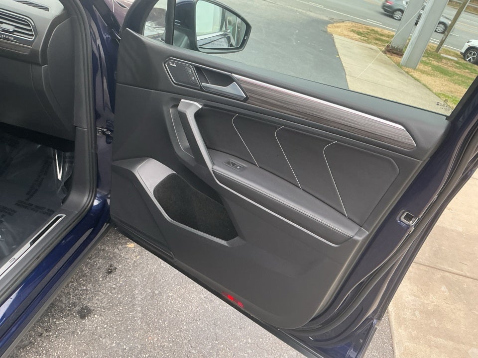 2023 Volkswagen Tiguan 2.0T SEL R-Line