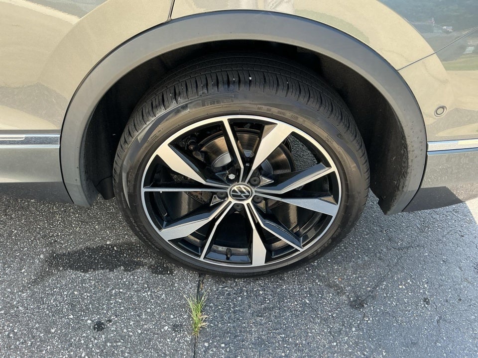 2023 Volkswagen Tiguan SEL R-Line