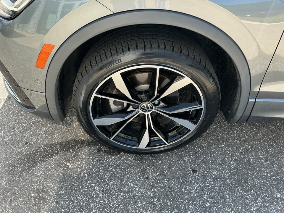 2023 Volkswagen Tiguan SEL R-Line