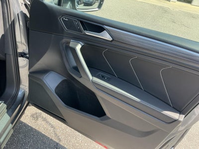 2023 Volkswagen Tiguan SEL R-Line