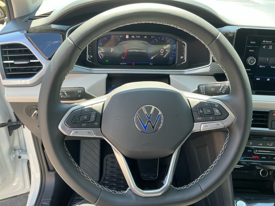2025 Volkswagen Taos 1.5T SEL