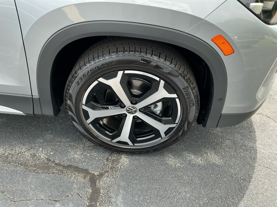 2025 Volkswagen Tiguan 2.0T SE