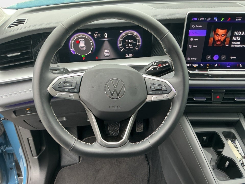 2025 Volkswagen Tiguan 2.0T SE