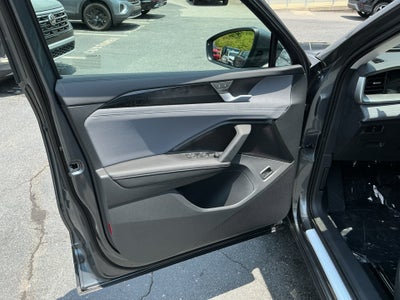 2025 Volkswagen Tiguan 2.0T SE