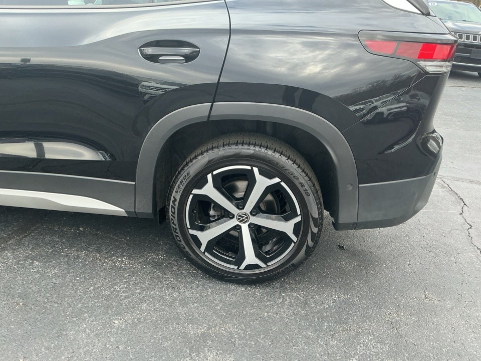 2025 Volkswagen Tiguan 2.0T SE