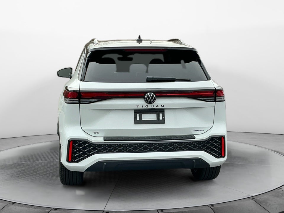 2026 Volkswagen Tiguan SE R-Line Black