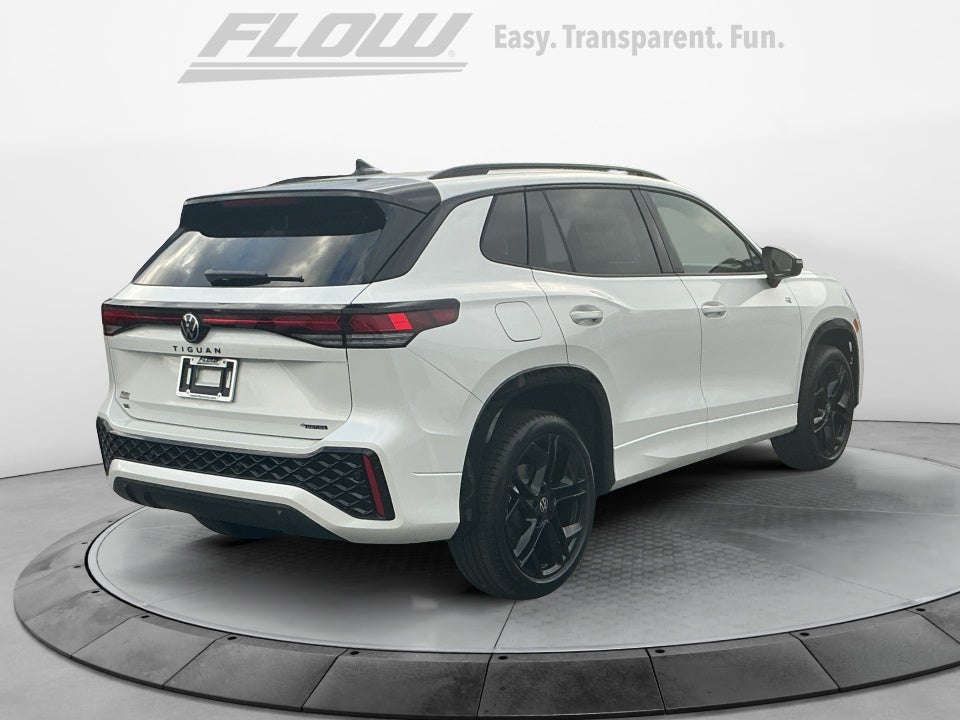 2026 Volkswagen Tiguan SE R-Line Black