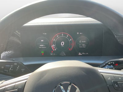 2025 Volkswagen Tiguan 2.0T SE R-Line Black