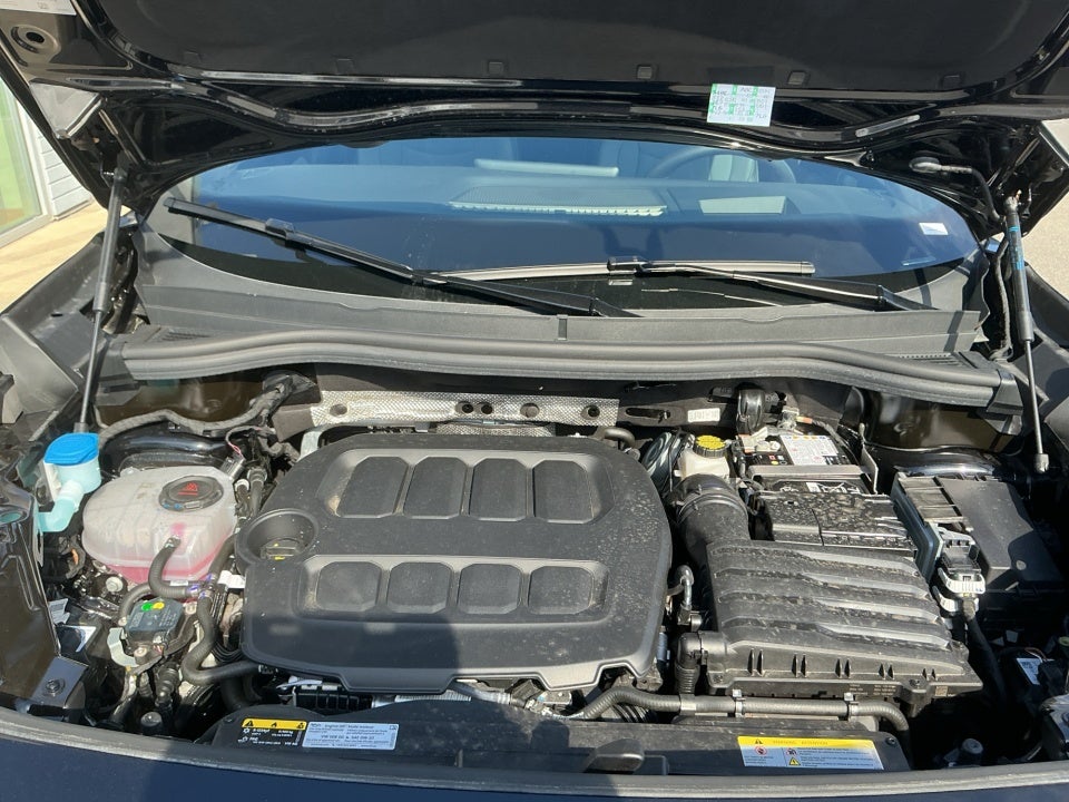 2025 Volkswagen Tiguan 2.0T SE R-Line Black