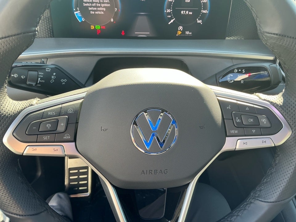 2025 Volkswagen Tiguan 2.0T SE R-Line Black