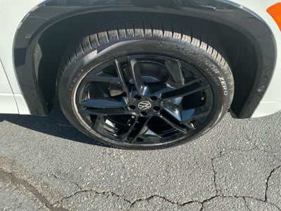 2025 Volkswagen Tiguan 2.0T SE R-Line Black