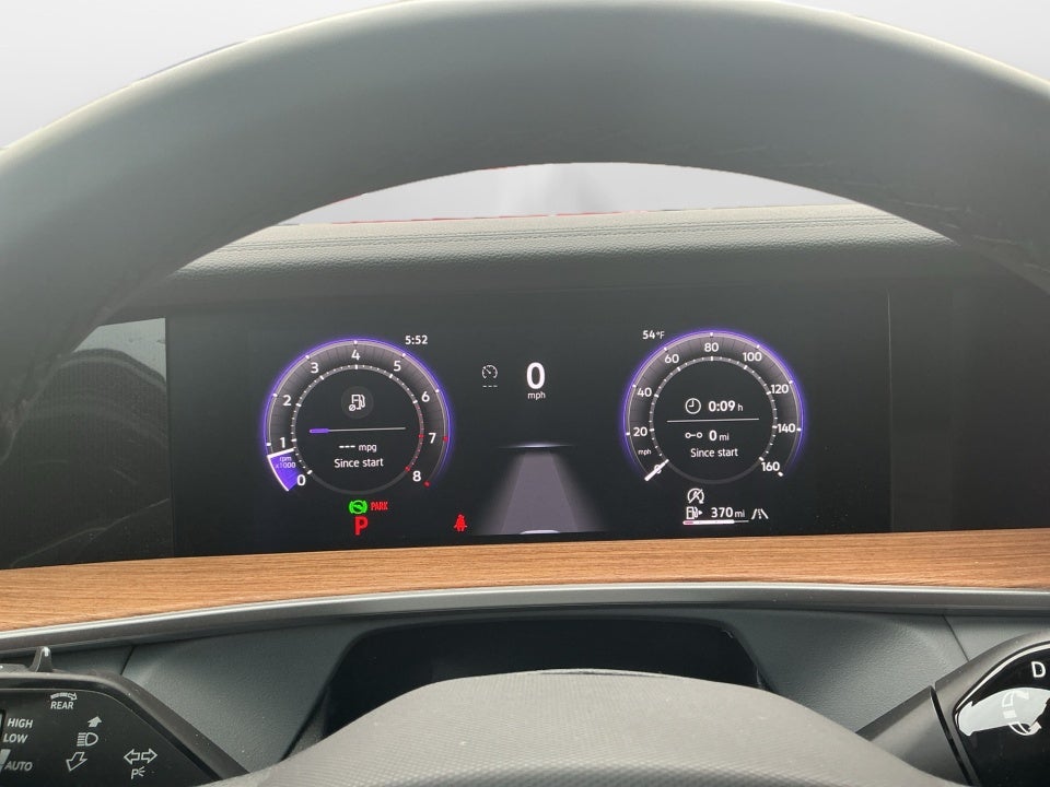 2025 Volkswagen Tiguan 2.0T SEL R-Line