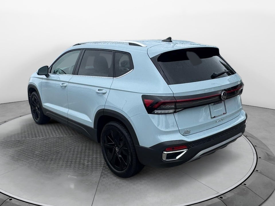 2026 Volkswagen Taos SE