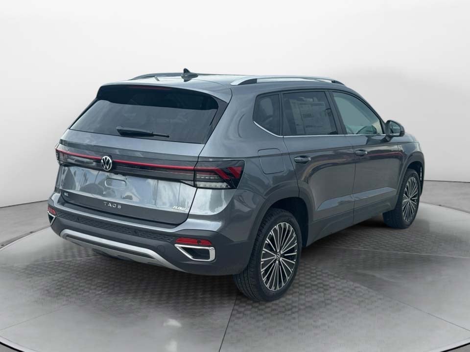 2026 Volkswagen Taos SE