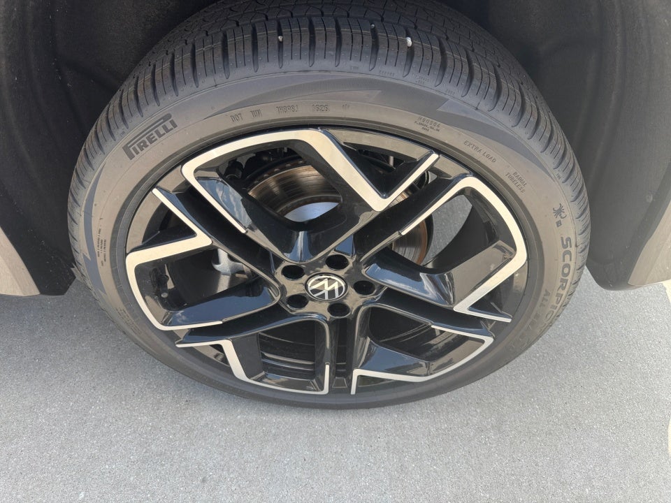 2026 Volkswagen Tiguan SEL R-Line Turbo
