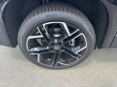 2026 Volkswagen Tiguan SEL R-Line Turbo