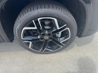2026 Volkswagen Tiguan SEL R-Line Turbo