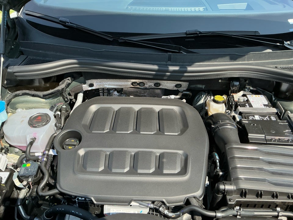 2026 Volkswagen Tiguan SEL R-Line Turbo