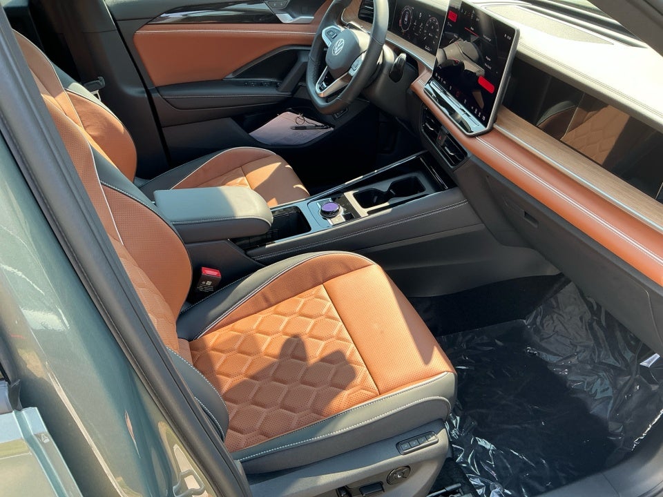 2026 Volkswagen Tiguan SEL R-Line Turbo