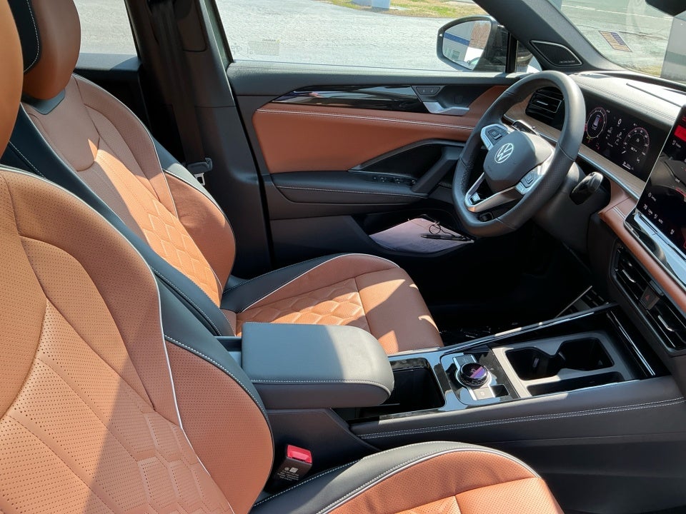 2026 Volkswagen Tiguan SEL R-Line Turbo