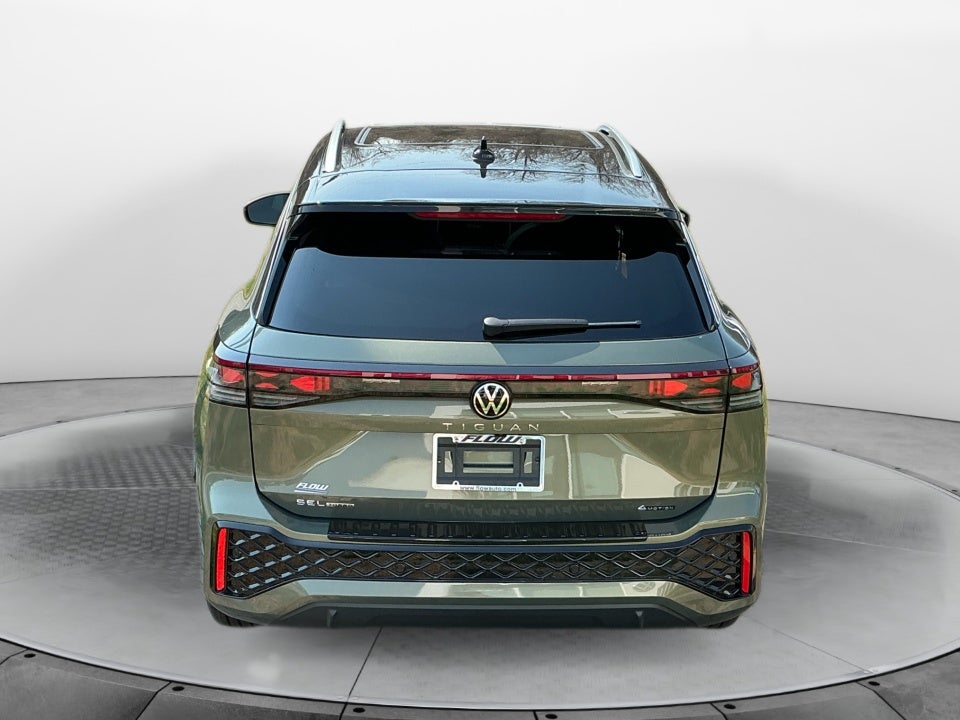 2026 Volkswagen Tiguan SEL R-Line Turbo