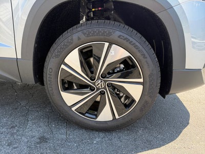 2026 Volkswagen Taos SE