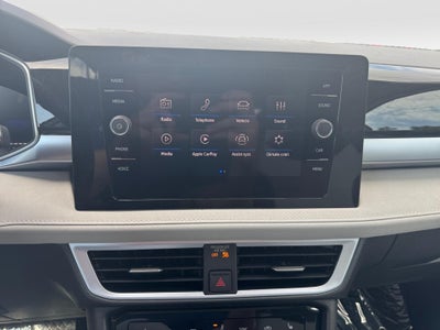 2026 Volkswagen Taos SE