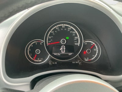 2013 Volkswagen Beetle Convertible 2.0L TDI