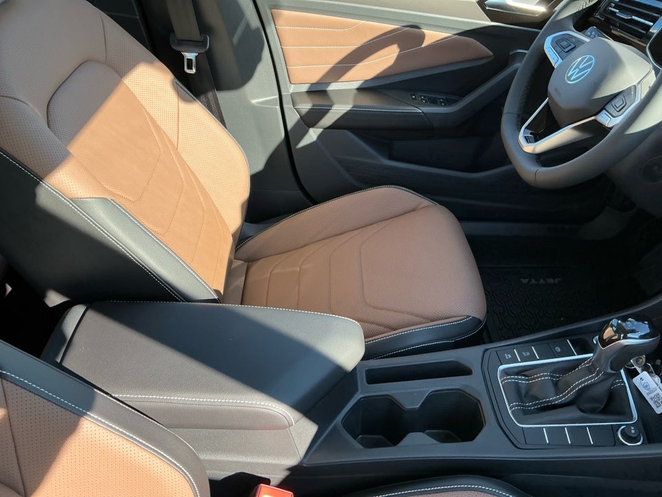 2026 Volkswagen Jetta SEL