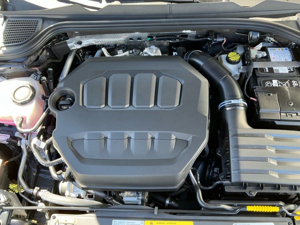 2025 Volkswagen Golf GTI 2.0T SE