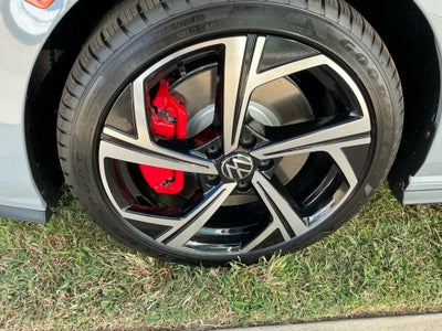 2025 Volkswagen Golf GTI 2.0T SE