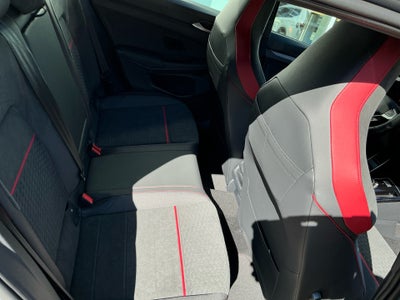 2025 Volkswagen Golf GTI 2.0T SE