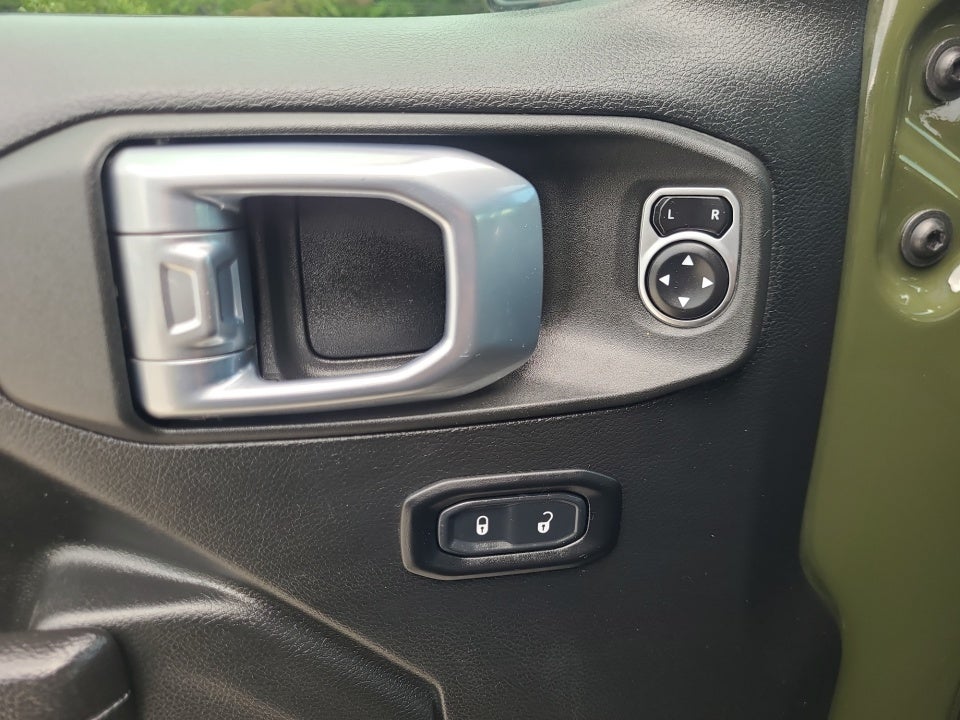 2023 Jeep Wrangler 2-Door Rubicon 4x4