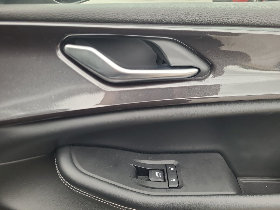 2022 Jeep Grand Cherokee L Laredo