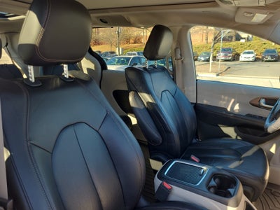 2019 Chrysler Pacifica Touring L Plus