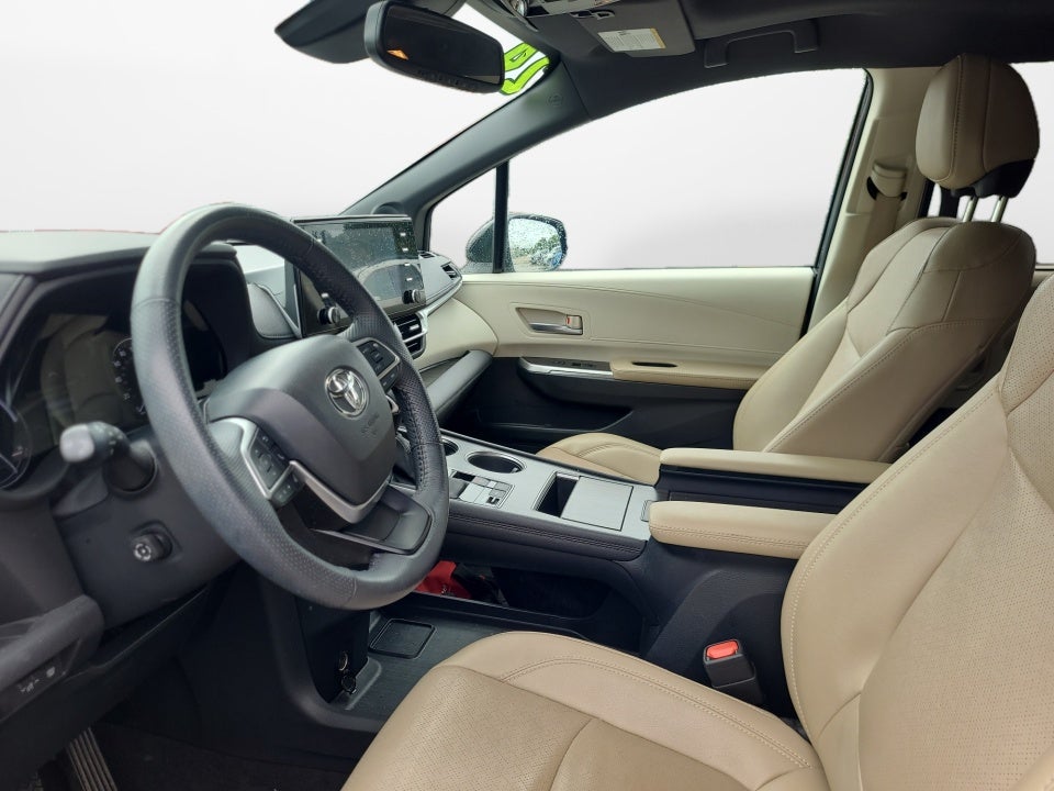 2024 Toyota Sienna Limited