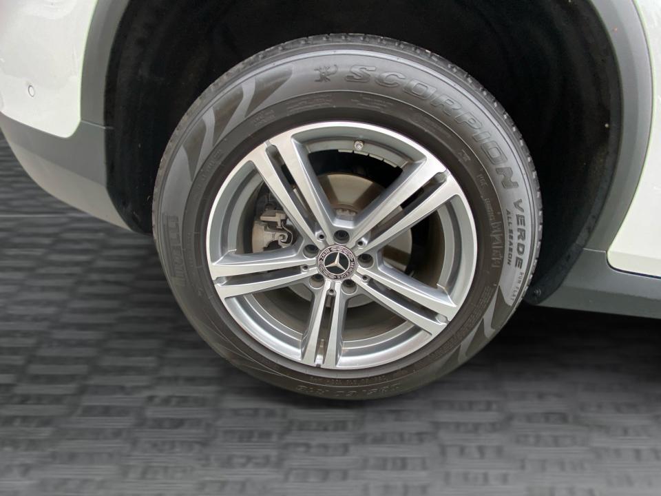 2022 Mercedes-Benz GLC 300 GLC 300