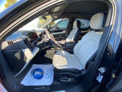 2025 Porsche Cayenne Coupe Coupe AWD