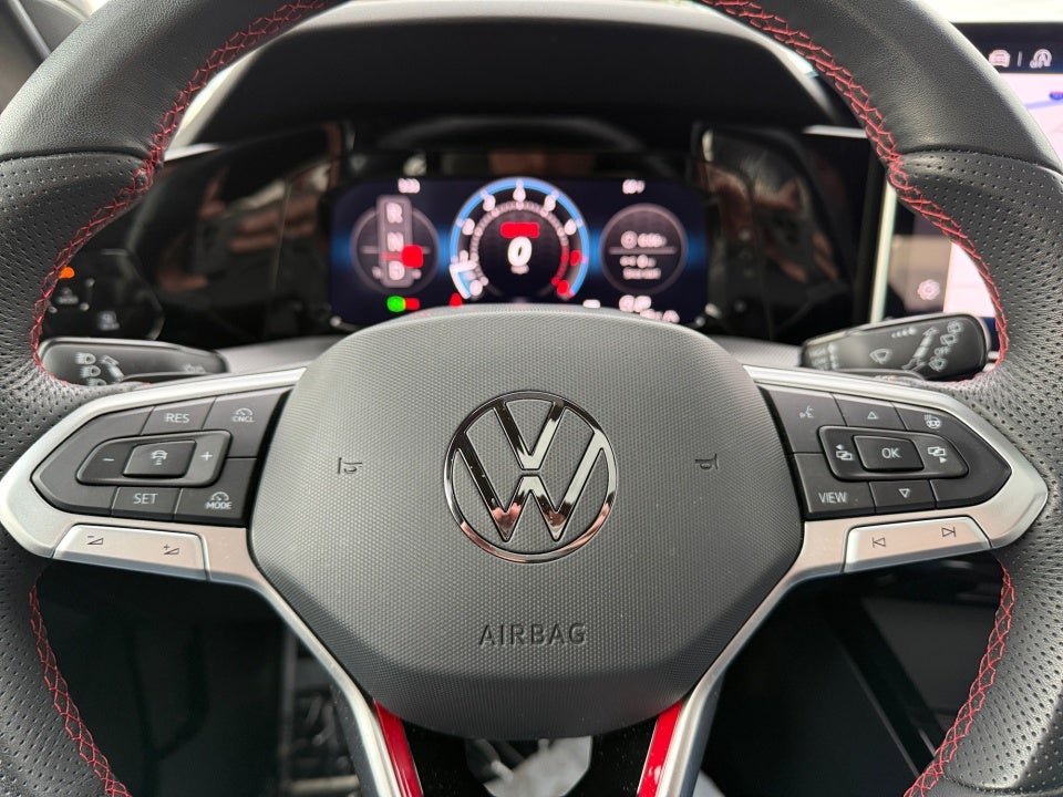 2025 Volkswagen Golf GTI 2.0T Autobahn