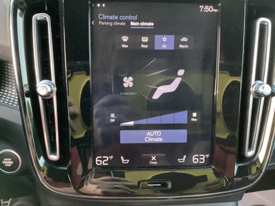 2020 Volvo XC40 T5 R-Design