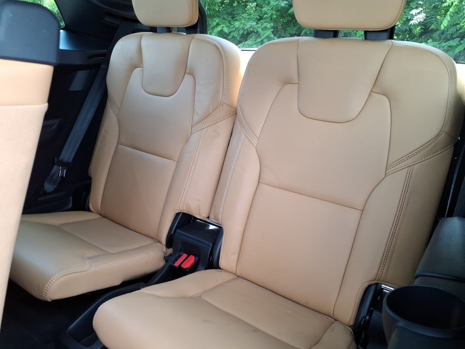 2022 Volvo XC90 T6 Inscription 7 Passenger