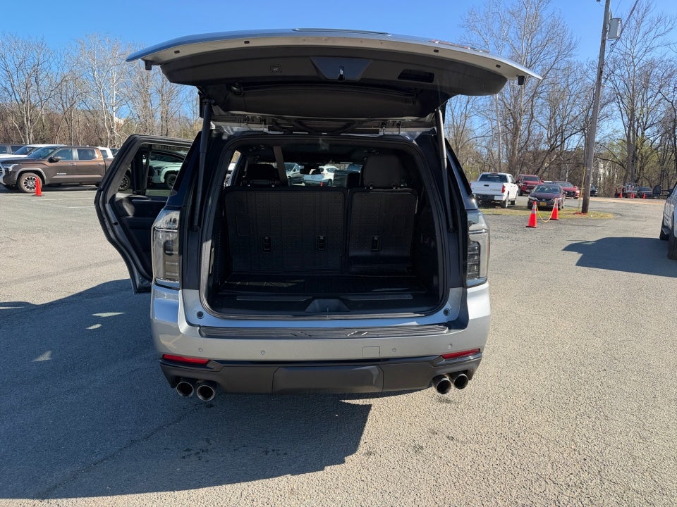 2025 Chevrolet Tahoe 4WD RST