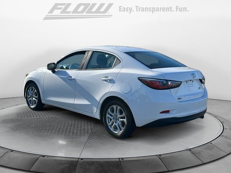 2017 Toyota Yaris iA Base