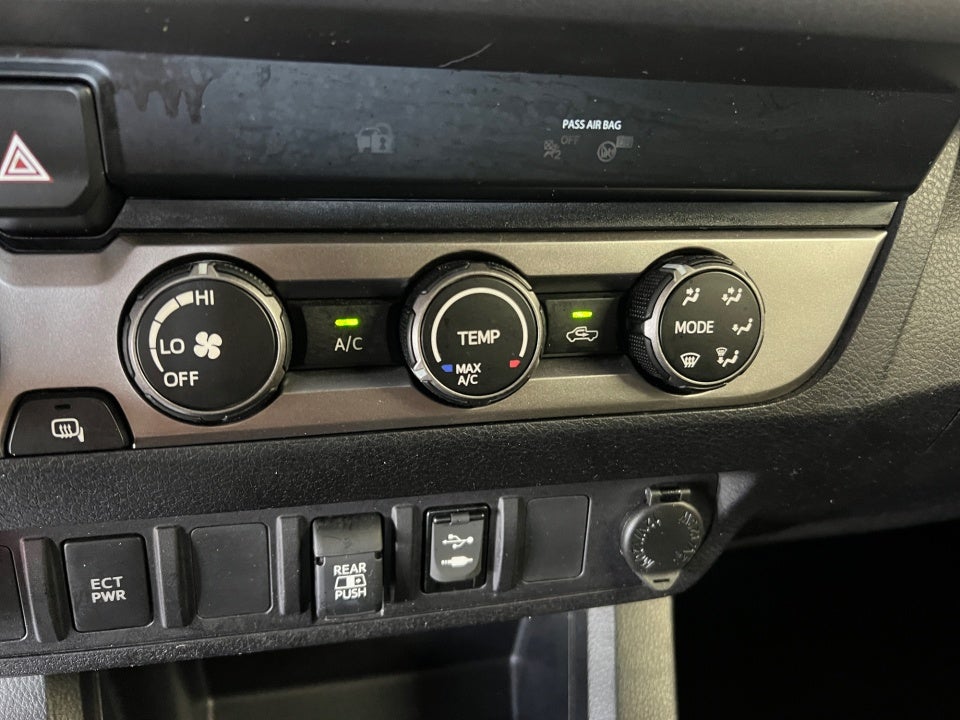 2019 Toyota Tacoma SR5 V6